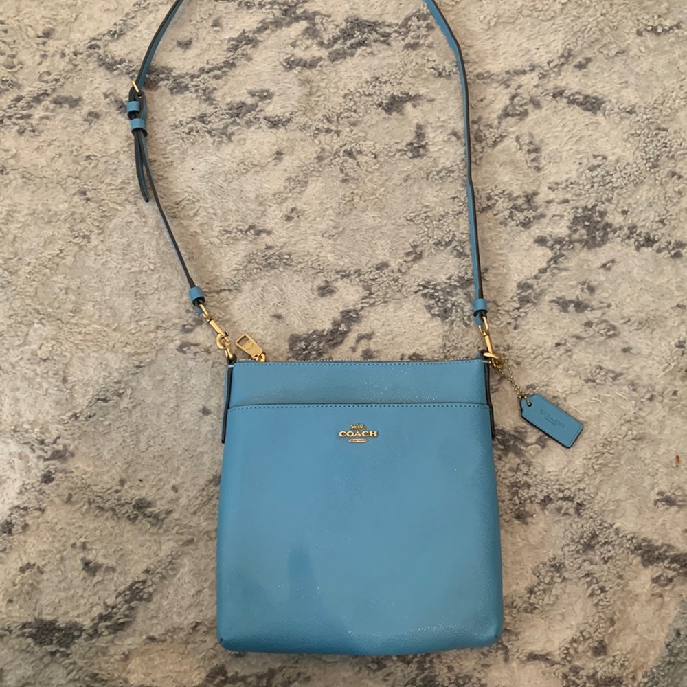 Coach crossbody barely used purse